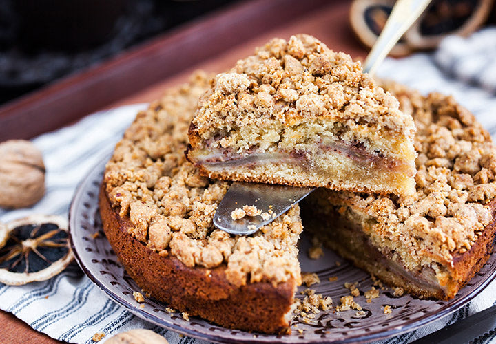 Apple-Ginger Streusel Coffee Cake