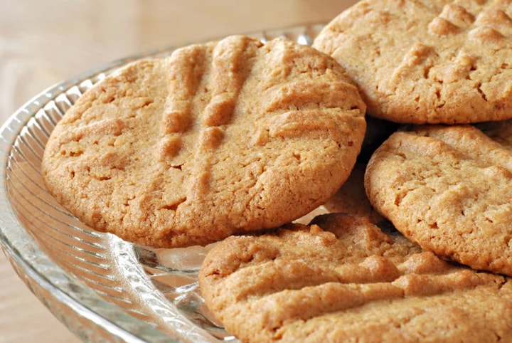 Curry and Cardamom Cookies