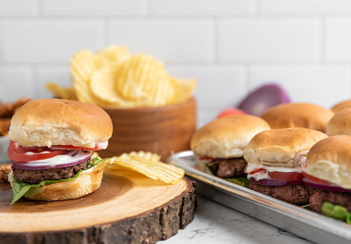 Garlic Pepper Sliders with Roasted Garlic Mayo