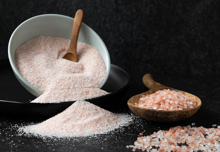 Fine ground and coarse ground Himalayan Pink rock salt for sale.