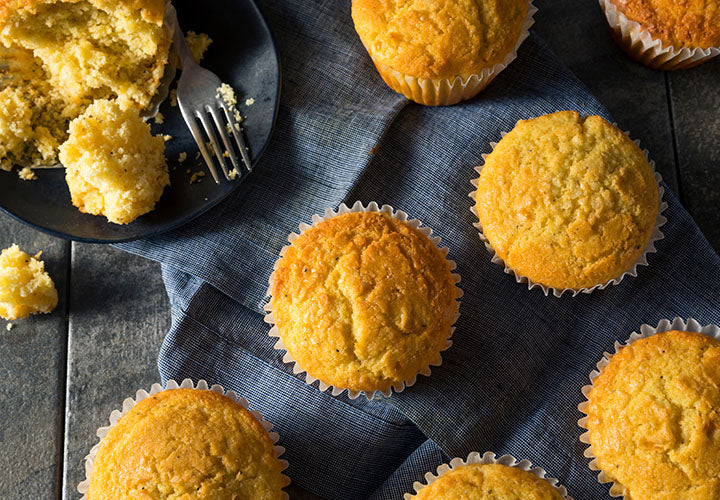 Garlic Pepper Cornbread Muffins