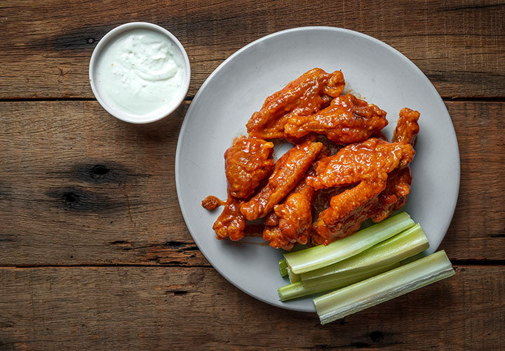 Restaurant-Style Buffalo Wings and Sauce