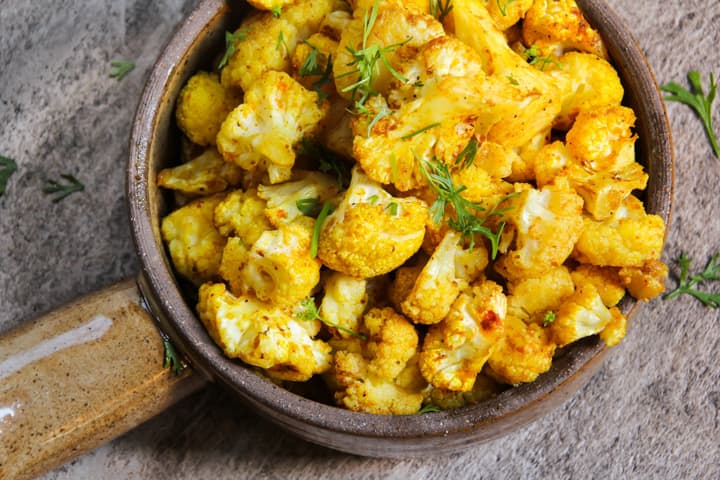 Curried Cauliflower with Brown Mustard Seeds