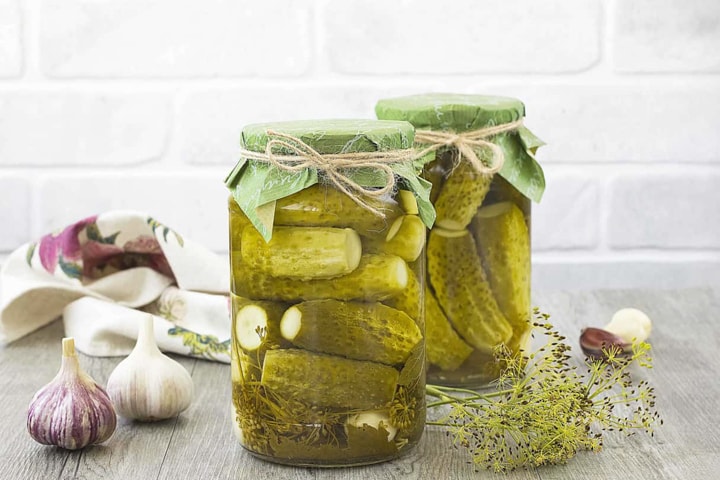 Deli Dill Pickles in Jars