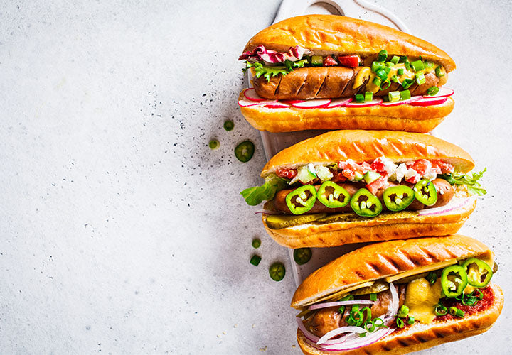 10 Toppings for Gourmet Hot Dogs