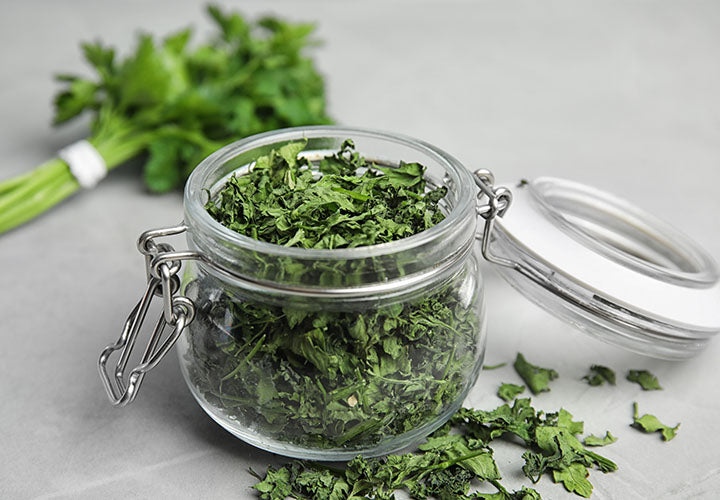 The 8 Best Parsley Substitutes