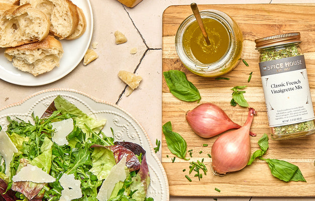 Classic French Mixed Greens Salad