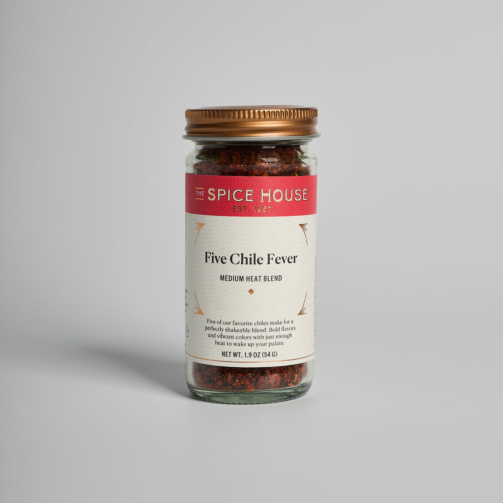 Five of our favorite chiles make for a perfectly shakeable blend. Bold flavors and vibrant colors with just enough heat to wake up your palate. This is a medium heat blend which adds a light kick without overpowering your dish.