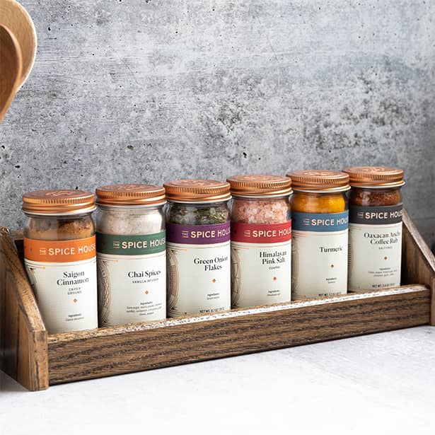 Glass Spice Jars (Set of 6 with Labels)